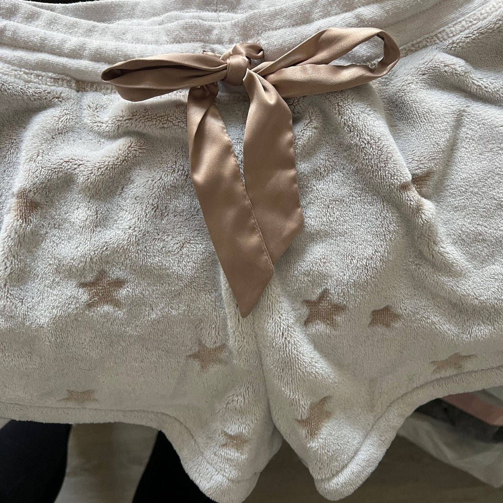 Z supply fuzzy shorts